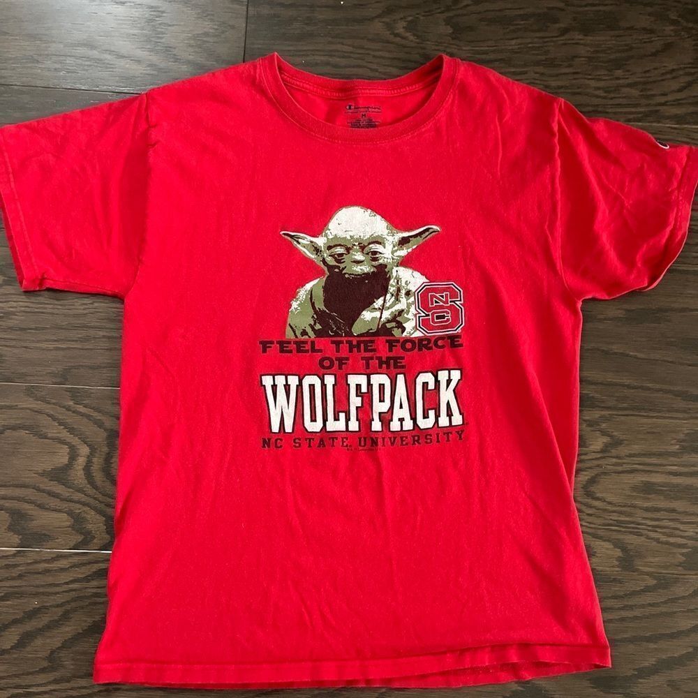 NC State Wolfpack Star Wars Yoda “feel the force”collector shirt Lucasfilm Jedi